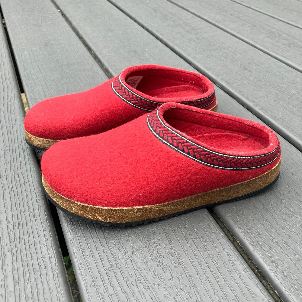 LL Bean red wool clogs size 6, granola girl campcore fallcore